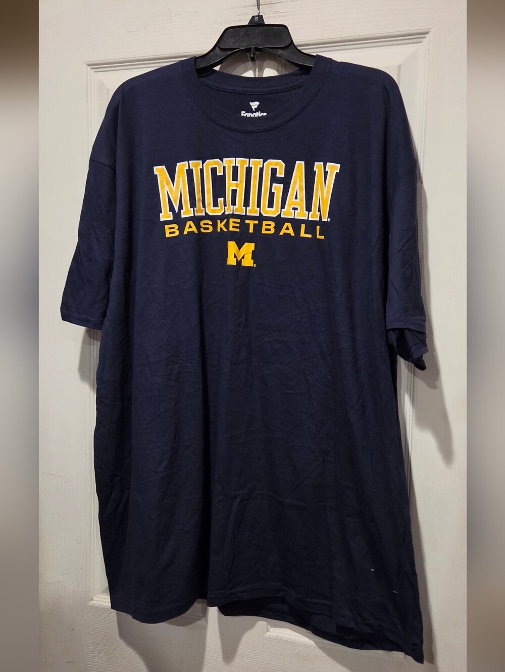 MICHIGAN BASKETBALL TSHIRT